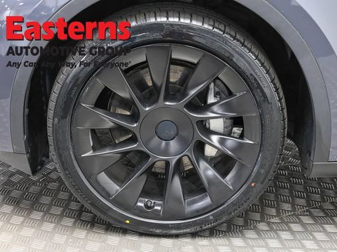 Used 2023 Tesla Model Y AWD image 26