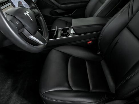 Used 2018 Tesla Model 3 Long Range image 17