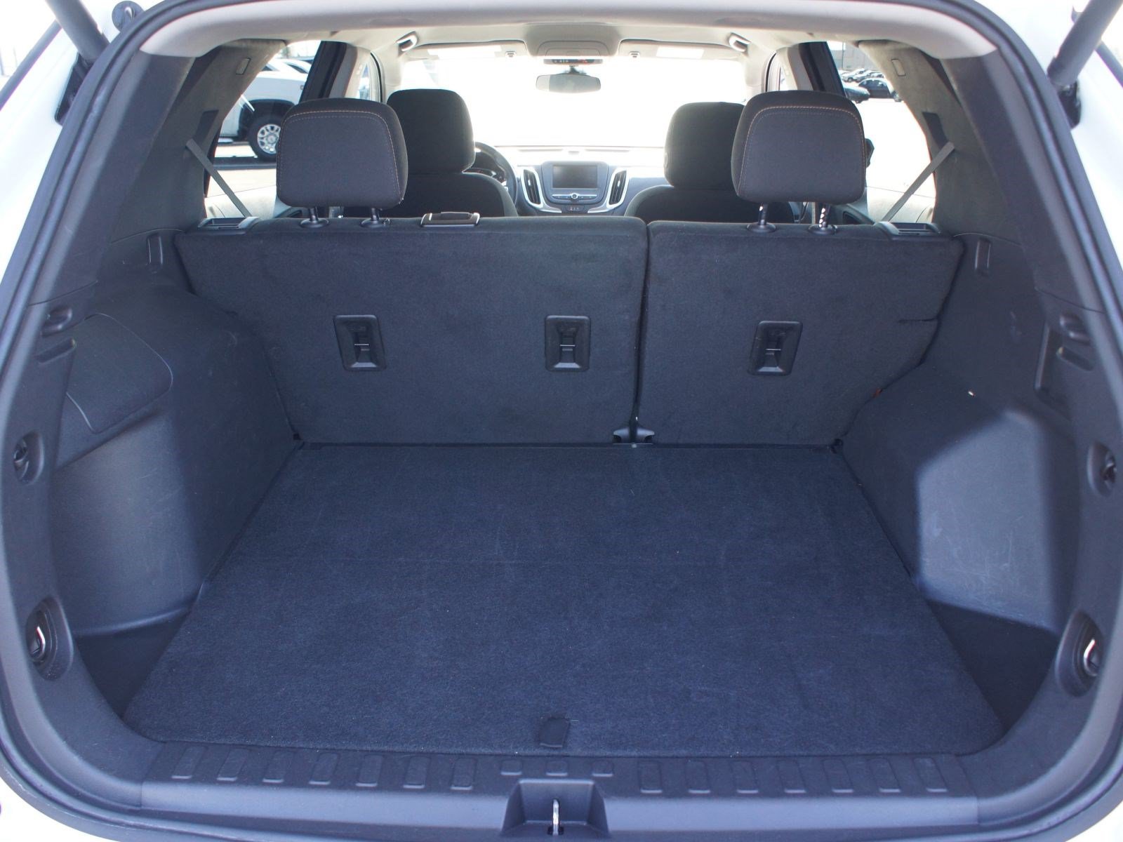 Used 2024 Chevrolet Equinox LT AWD/4WD image 16