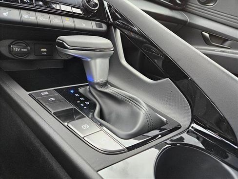 New 2026 Hyundai Elantra SEL Sport FWD image 13