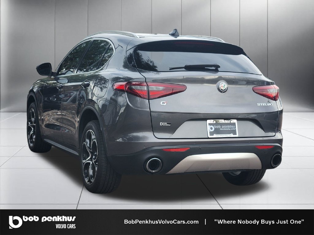 Used 2019 Alfa Romeo Stelvio Ti AWD/4WD image 27