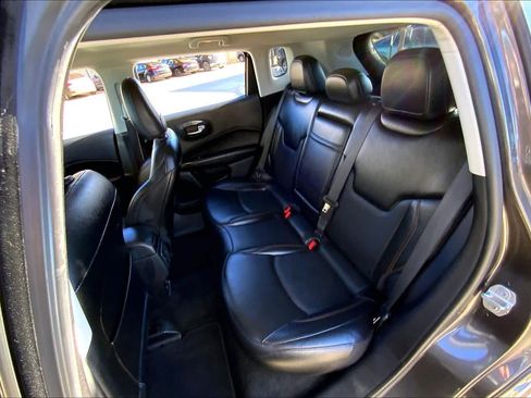 Used 2020 Jeep Compass Limited image 20