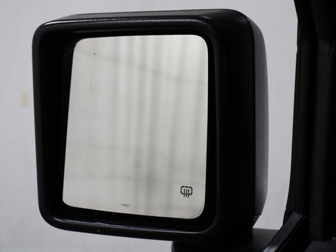 Used 2022 Jeep Wrangler Unlimited Sahara image 7