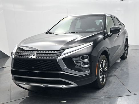 Used 2025 Mitsubishi Eclipse Cross SE image 3