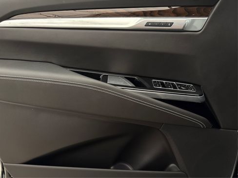 New 2025 Cadillac Escalade ESV Sport Platinum image 21