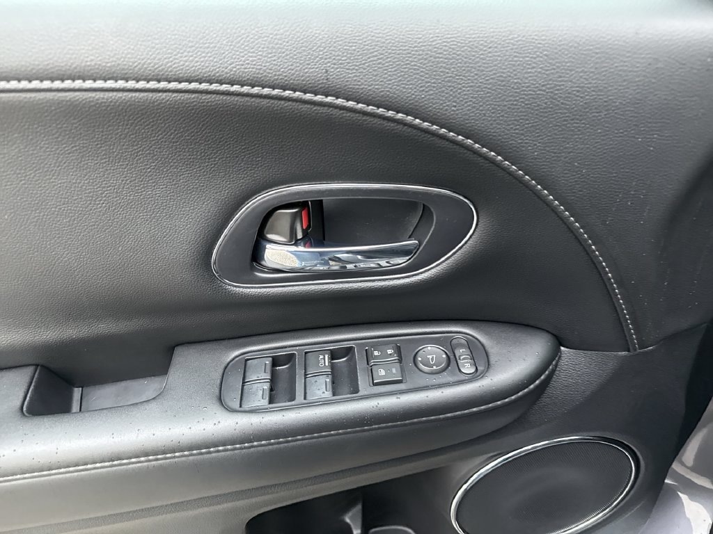 Used 2022 Honda HR-V EX-L image 15