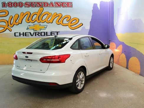 Used 2018 Ford Focus SE image 8