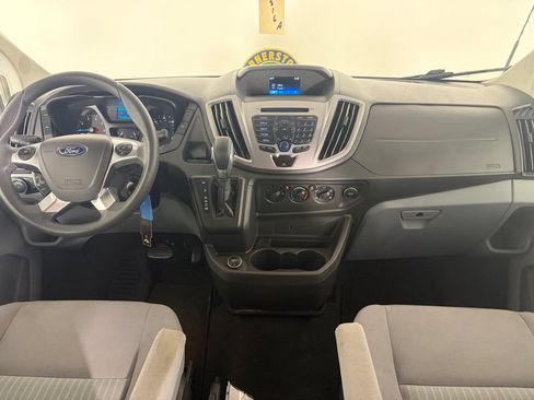 Used 2018 Ford Transit 350 XLT RWD image 5