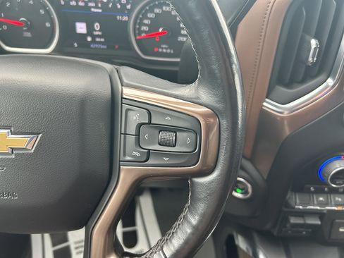 Used 2022 Chevrolet Silverado 1500 High Country w/ Technology Package image 20