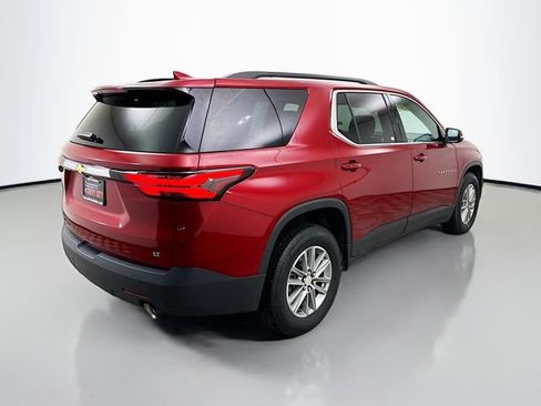 Used 2023 Chevrolet Traverse LT image 8