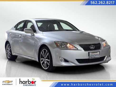 Used 2008 Lexus IS 250 w/ Premium Pkg RWD image 1