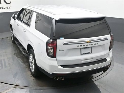 Used 2023 Chevrolet Suburban Premier image 57