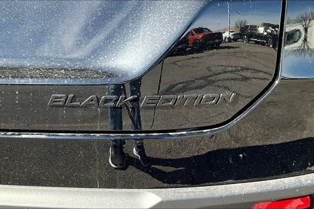 New 2026 Honda Pilot Black Edition image 8