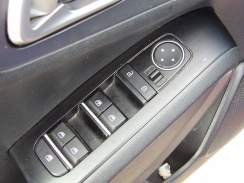 Used 2020 Kia Soul GT-Line FWD image 11