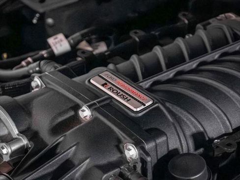 Used 2018 Ford Mustang GT Premium w/ GT Performance Package image 25