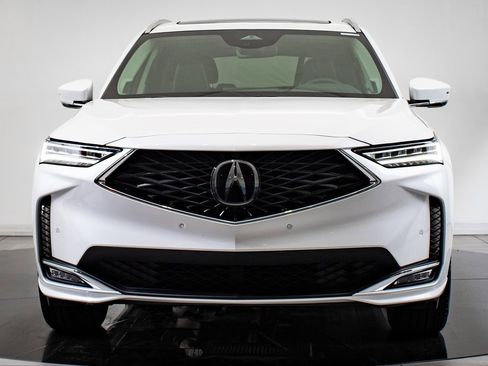 Certified 2025 Acura MDX SH-AWD w/ Advance Package image 2