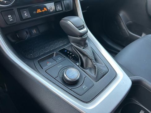 Certified 2025 Toyota RAV4 XSE image 27