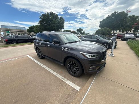Used 2023 INFINITI QX80 Premium Select w/ Cargo Package RWD image 3