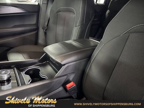 New 2025 Jeep Grand Cherokee L Laredo w/ Luxury Tech Group I image 22