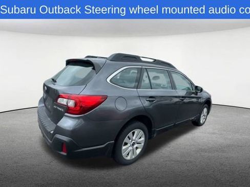 Used 2019 Subaru Outback 2.5i image 9