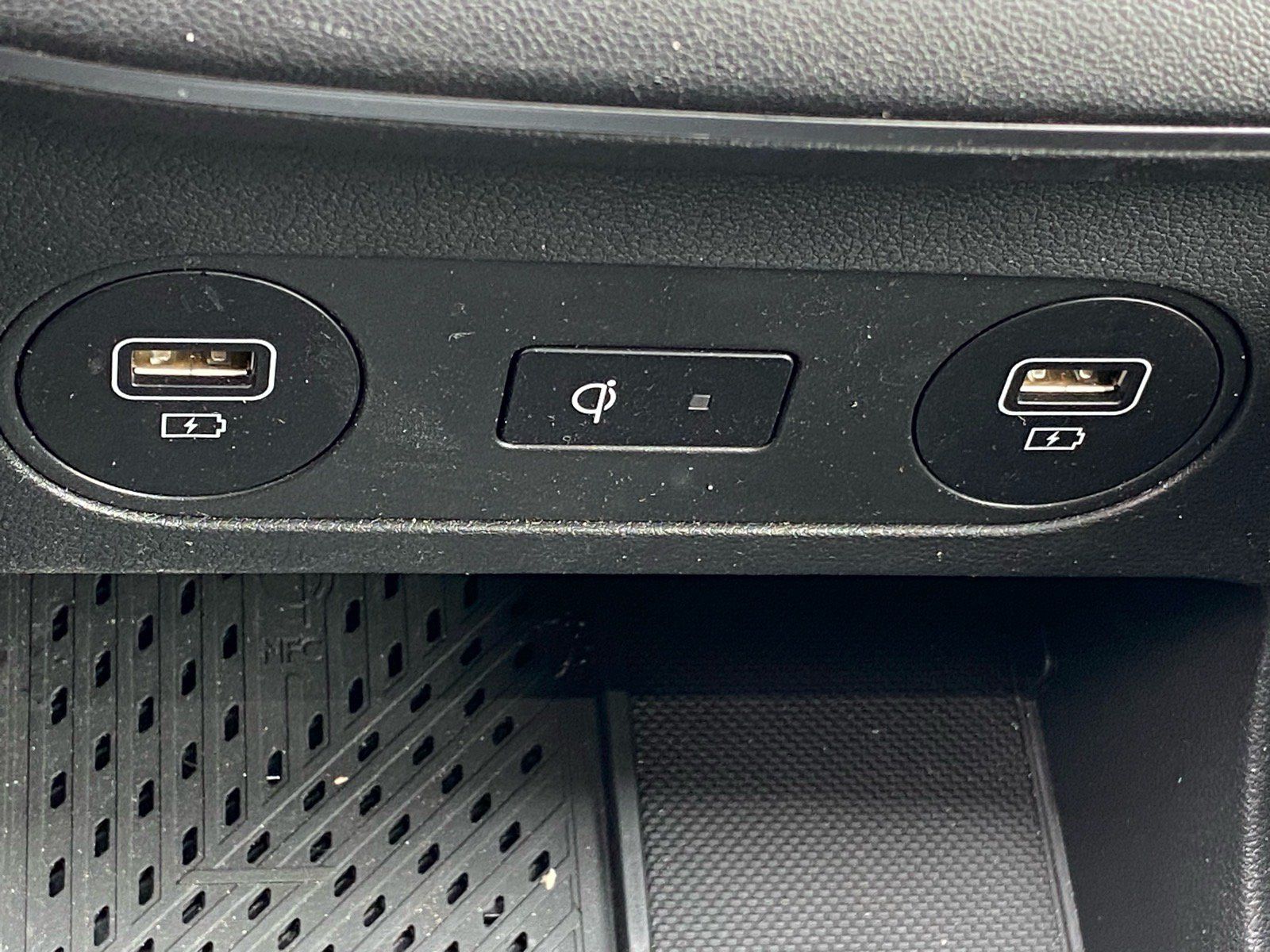 Used 2023 Hyundai Ioniq 5 Limited AWD/4WD image 12