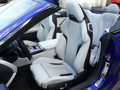 Used 2022 BMW M8 Competition AWD/4WD image 6