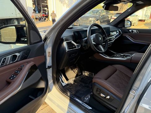 Used 2026 BMW X5 M60i image 14