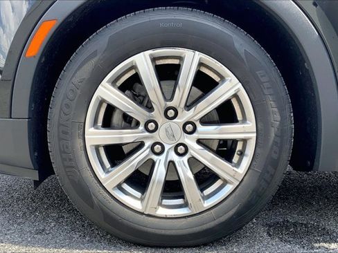 Used 2019 Cadillac XT4 Premium Luxury AWD/4WD image 8