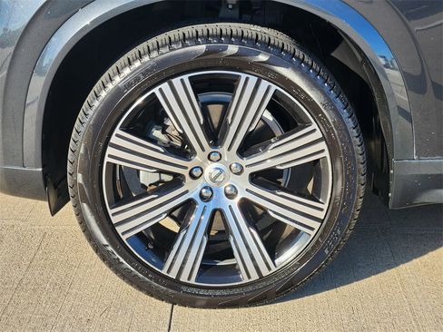 Used 2022 Volvo XC90 T6 Inscription image 10