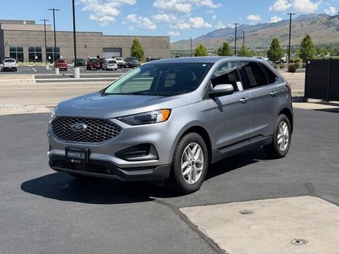Used 2023 Ford Edge SEL w/ Cold Weather Package AWD/4WD image 10