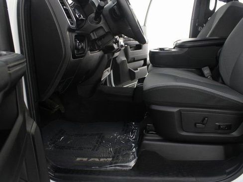 Used 2024 RAM 2500 Big Horn w/ Bed Utility Group image 15