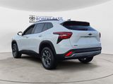 Used 2024 Chevrolet Trax LT w/ LT Convenience Package image 3