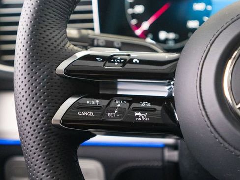 New 2026 Mercedes-Benz GLS 450 4MATIC image 17