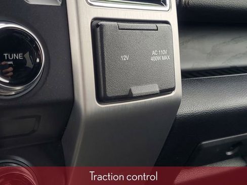 Used 2018 Ford F150 Platinum w/ Equipment Group 701A Luxury image 33