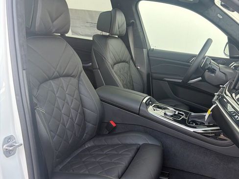 New 2026 BMW X7 xDrive40i w/ M Sport Package image 36