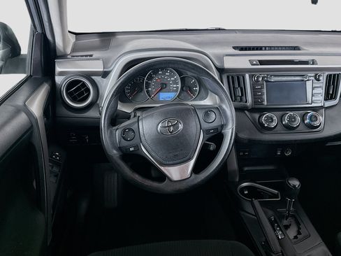 Used 2016 Toyota RAV4 LE FWD image 17