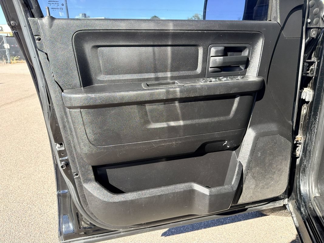 Used 2013 RAM 1500 Express AWD/4WD image 9