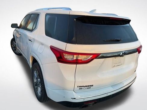 Used 2019 Chevrolet Traverse Premier w/ LPO, Blackout Package image 7