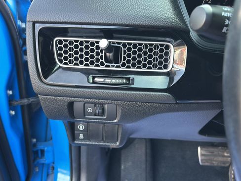 Used 2022 Honda Civic Sport image 11