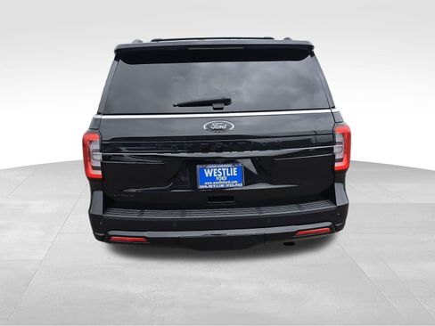Used 2023 Ford Expedition Limited AWD/4WD image 6