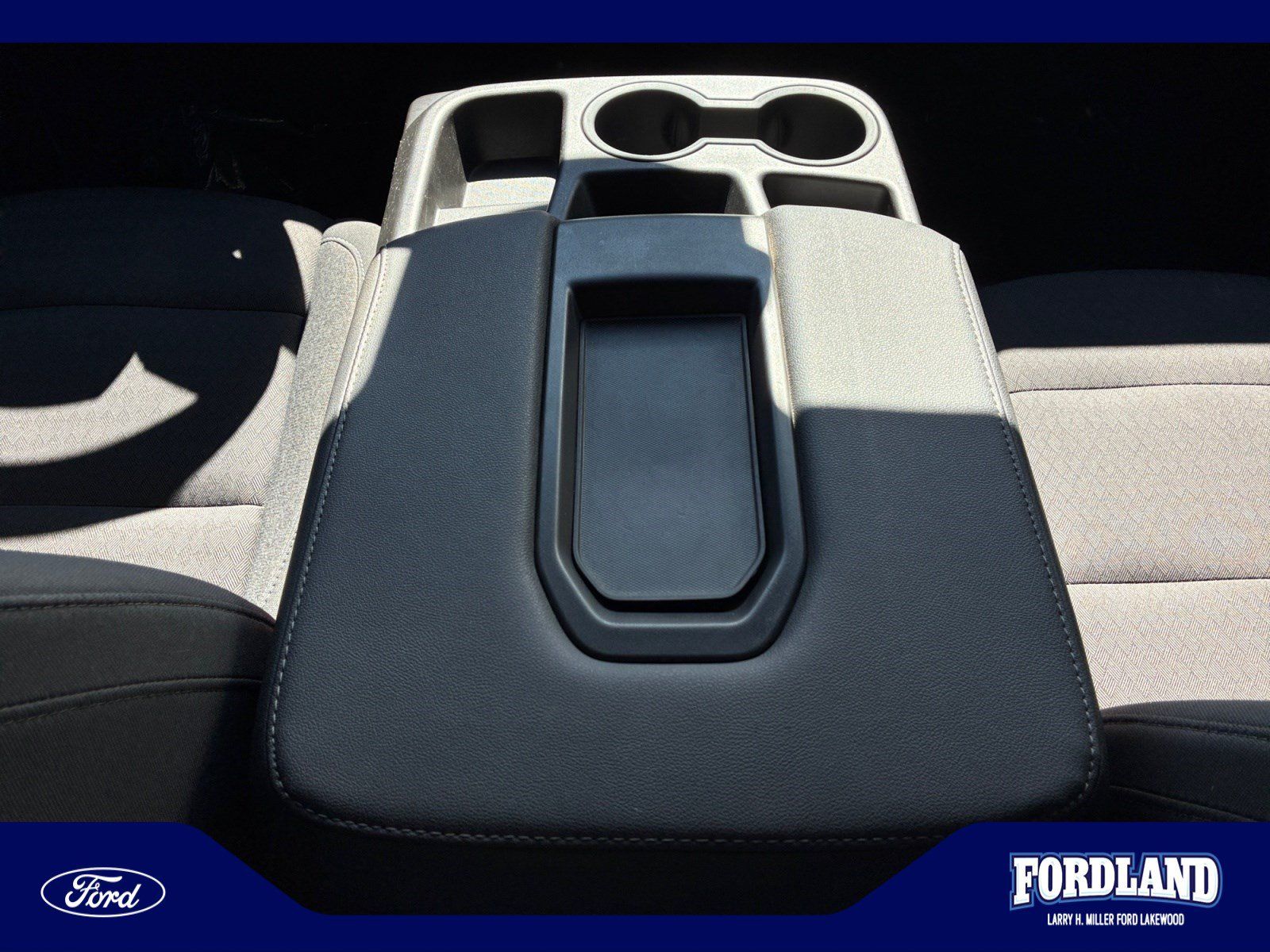 Used 2024 Chevrolet Silverado 1500 LT AWD/4WD image 15
