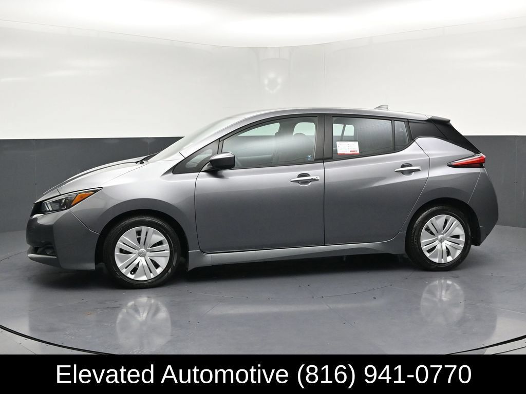 Used 2025 Nissan Leaf S FWD image 2