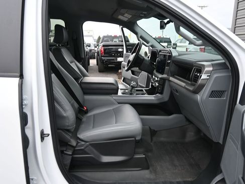 Used 2024 Ford F150 Lightning Pro image 44