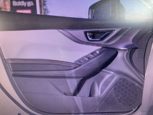 Used 2021 Subaru Crosstrek 2.5i Limited w/ Moonroof Package 1 image 13