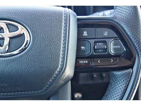 Used 2023 Toyota Sequoia image 20