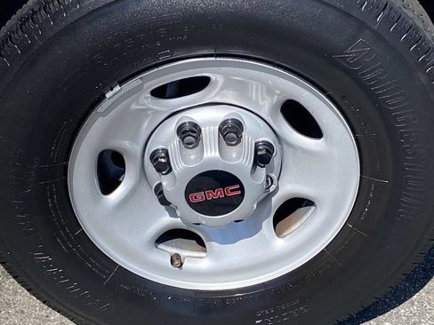 Used 2025 GMC Savana 2500 w/ Driver Convenience Package RWD image 29