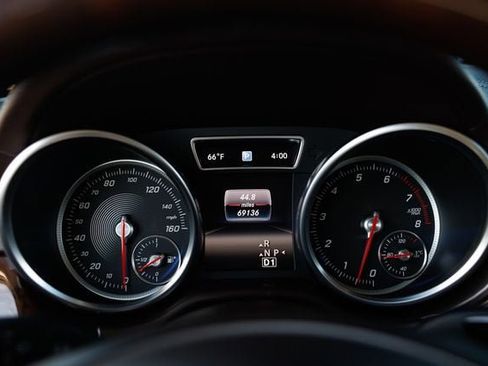 Used 2017 Mercedes-Benz GLS 550 4MATIC image 37