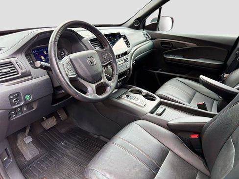 Used 2023 Honda Passport TrailSport image 27
