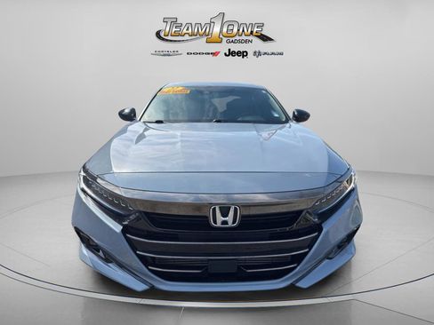 Used 2022 Honda Accord Sport image 3