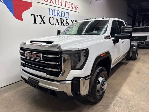 Used 2025 GMC Sierra 3500 SLE w/ SLE Convenience Package AWD/4WD image 11